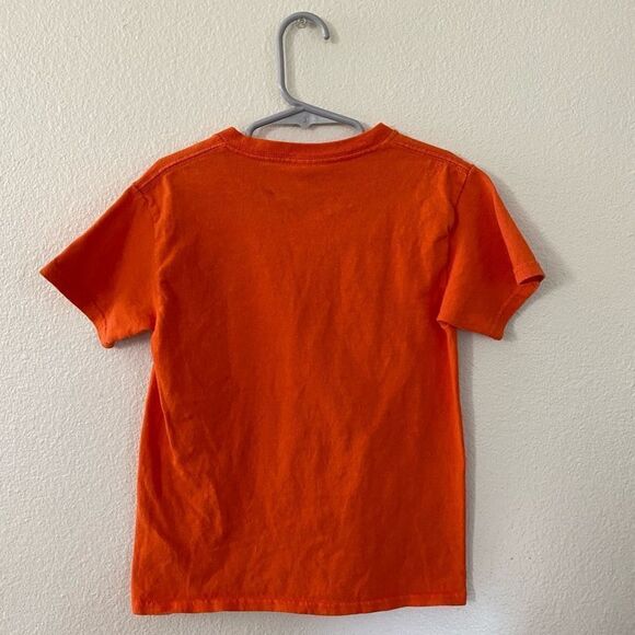 Vintage Footprints of Yellowstone Graphic T-Shirt - Picture 2 of 5